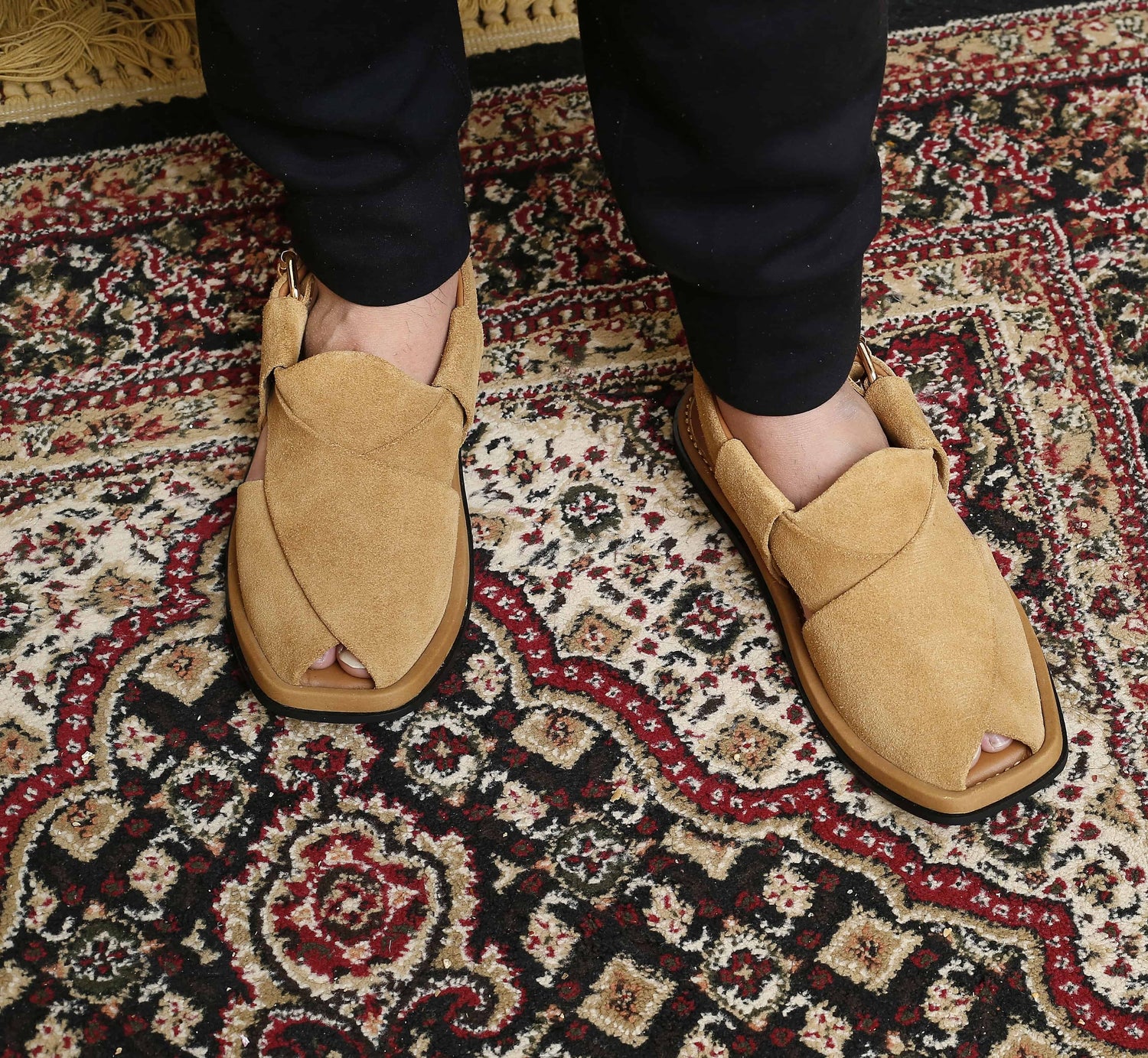 Suede Premium Traditional