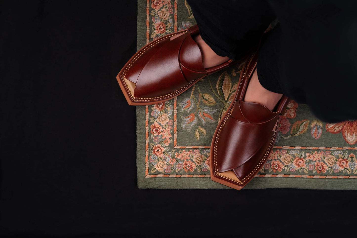 Khan Chappal Burgundy